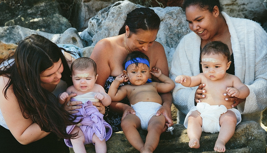 three Aboriginal mothers and their healthy babies